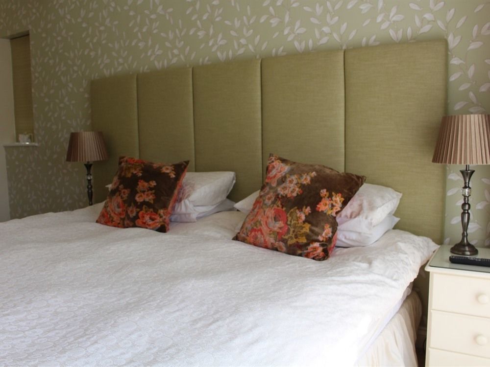 Laurels Guesthouse Witney Kültér fotó