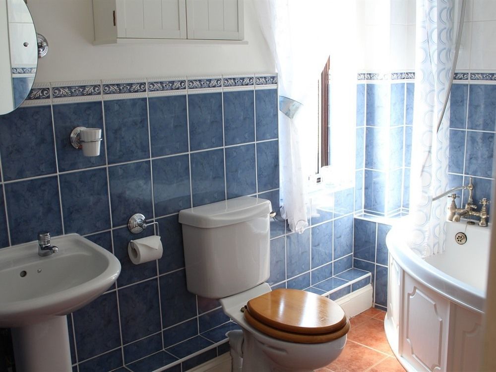 Laurels Guesthouse Witney Kültér fotó